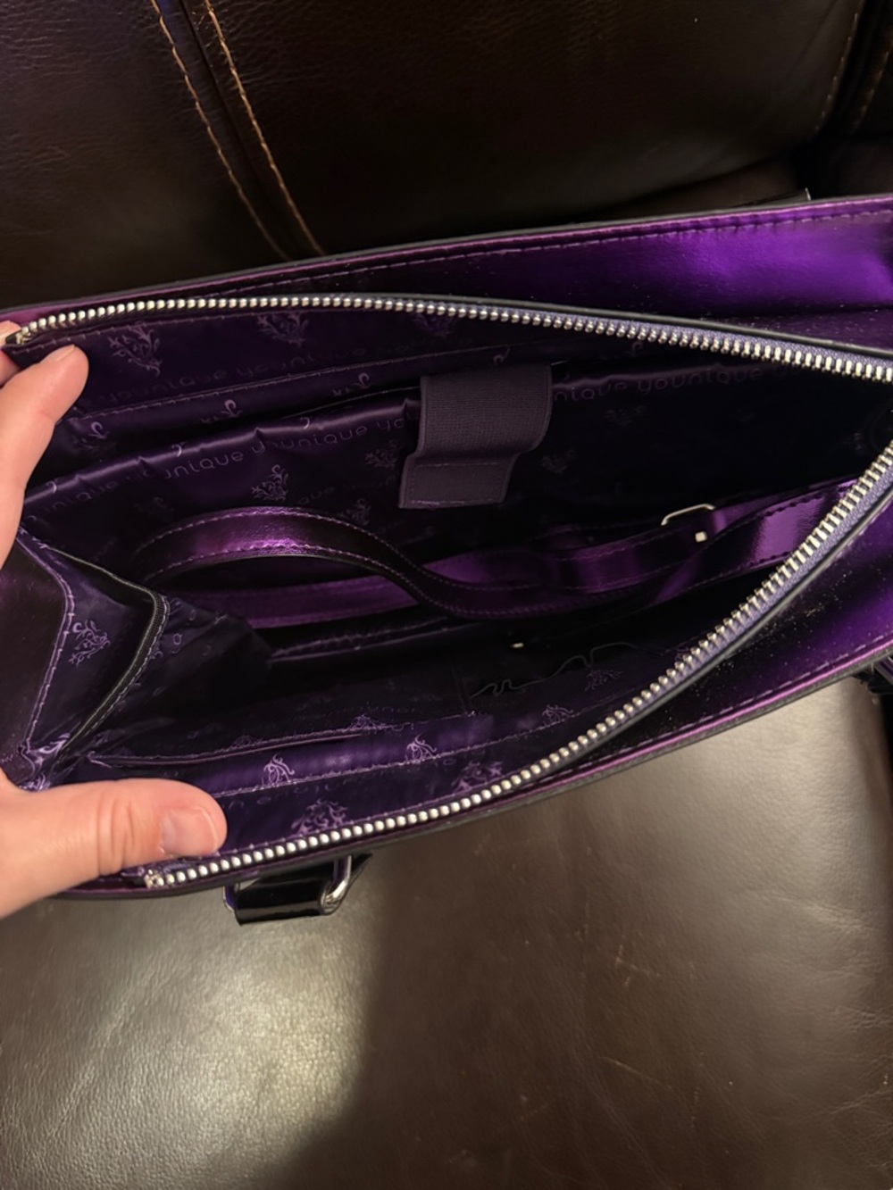 Younique purse - Picture 2 of 5